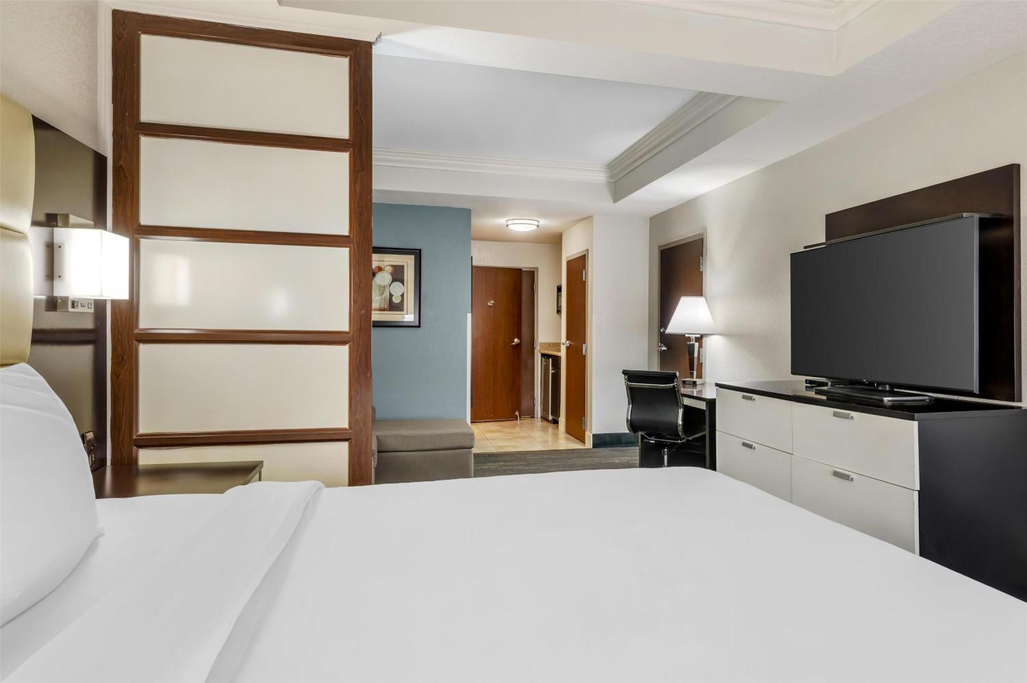 Best Western Plus Jfk Inn & Suites Норт Литъл Рок Екстериор снимка
