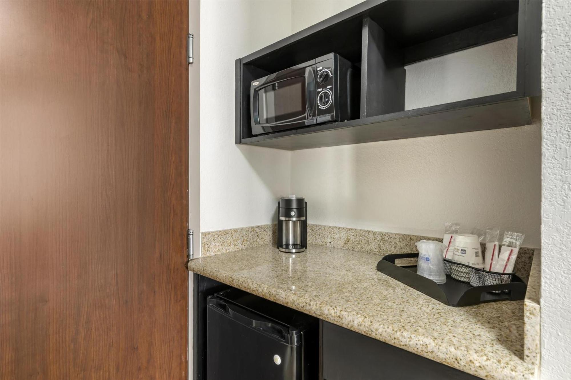 Best Western Plus Jfk Inn & Suites Норт Литъл Рок Екстериор снимка